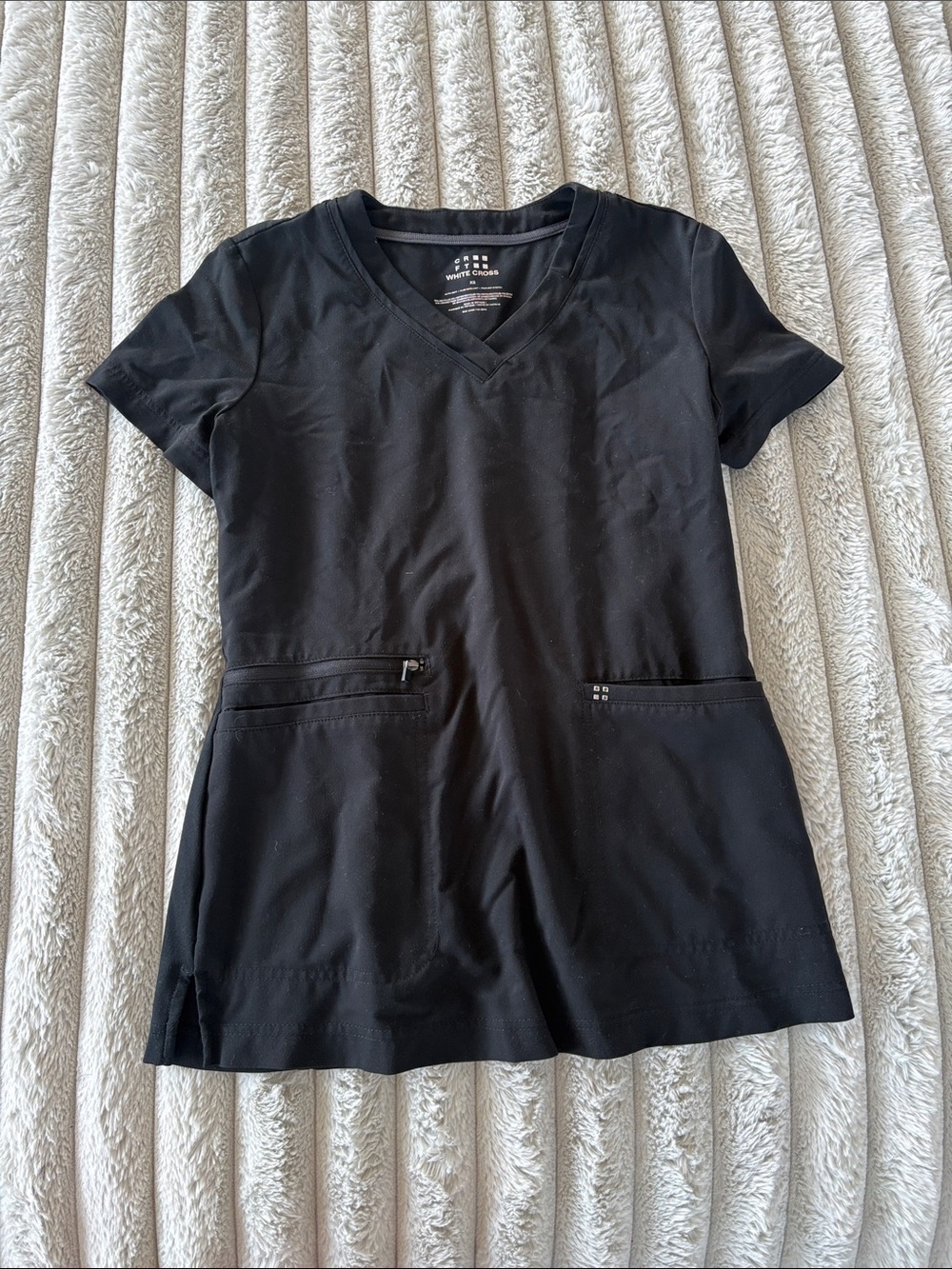 Women’s scrub top